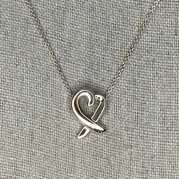 Tiffany&Co. Paloma Picasso Loving Heart Pendant Necklace in Sterling Silver 16" - Picture 3 of 5